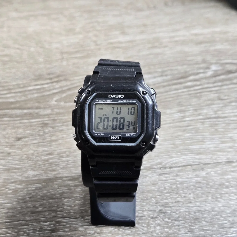 Casio F-108WH 3224 Digital Chronograph Alarm Black Resin Watch Tested